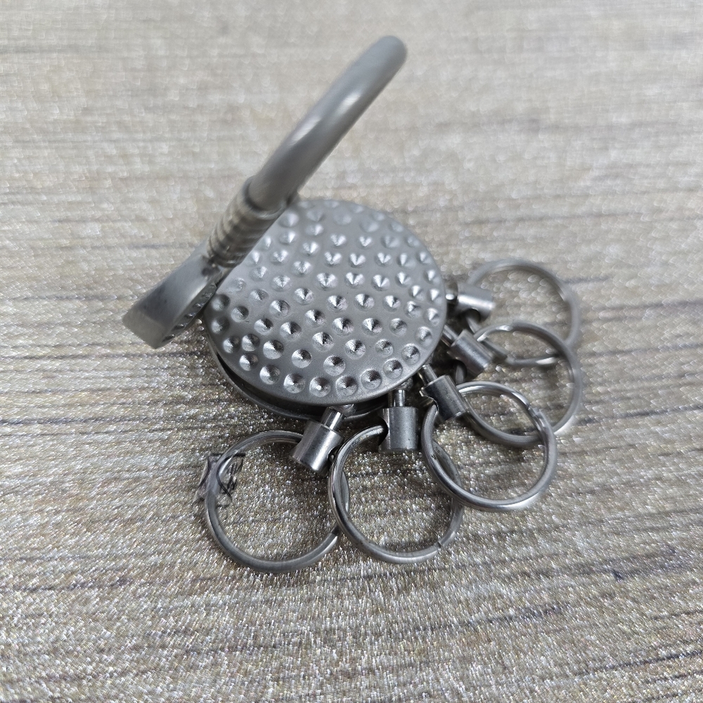 Golf Themed Keychain - Picture 12 of 14